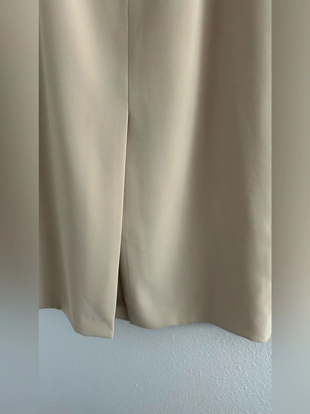 Le Suit Beige Double-Breasted Skirt Suit